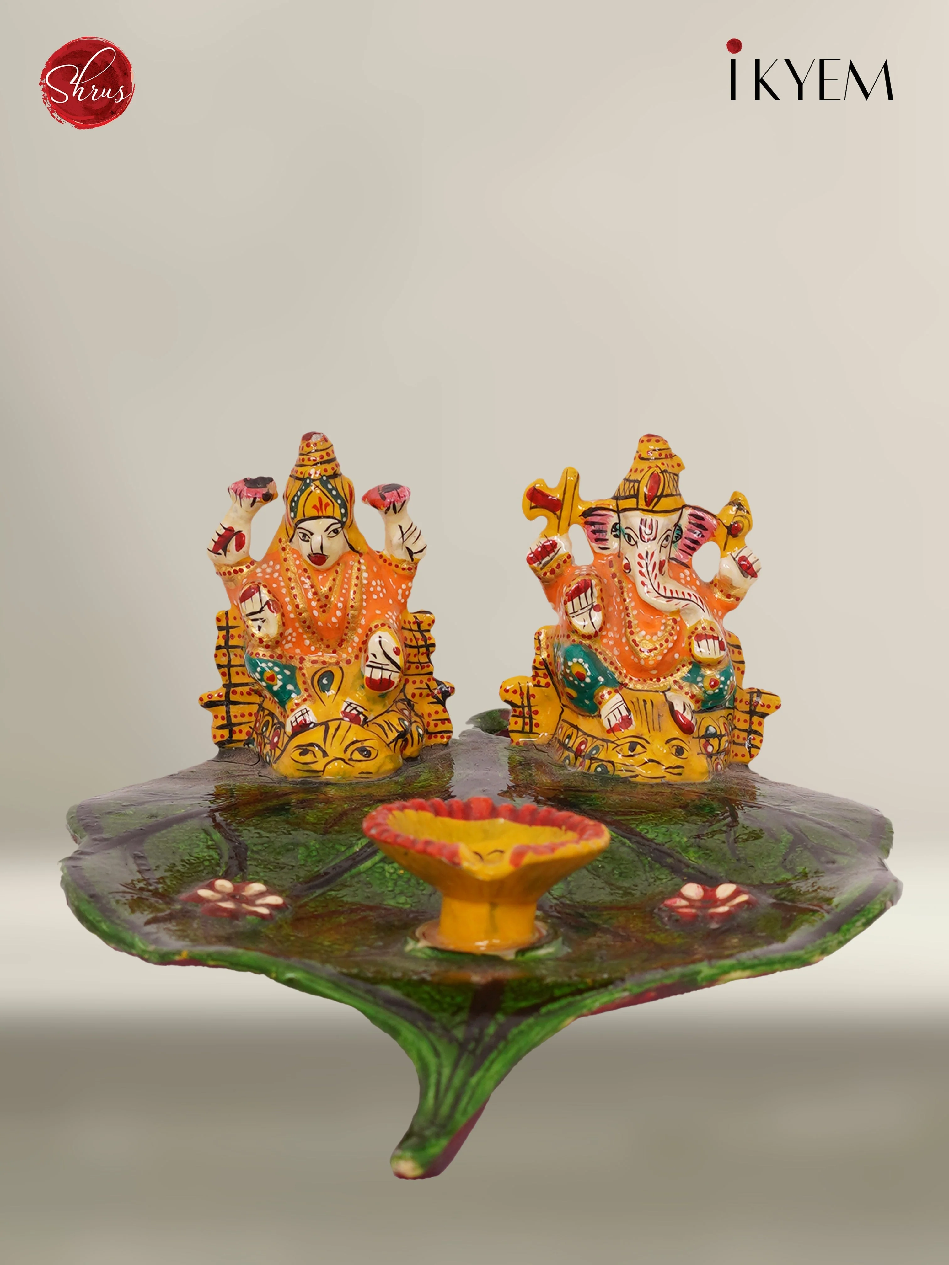 Double Leaf Ganesh
