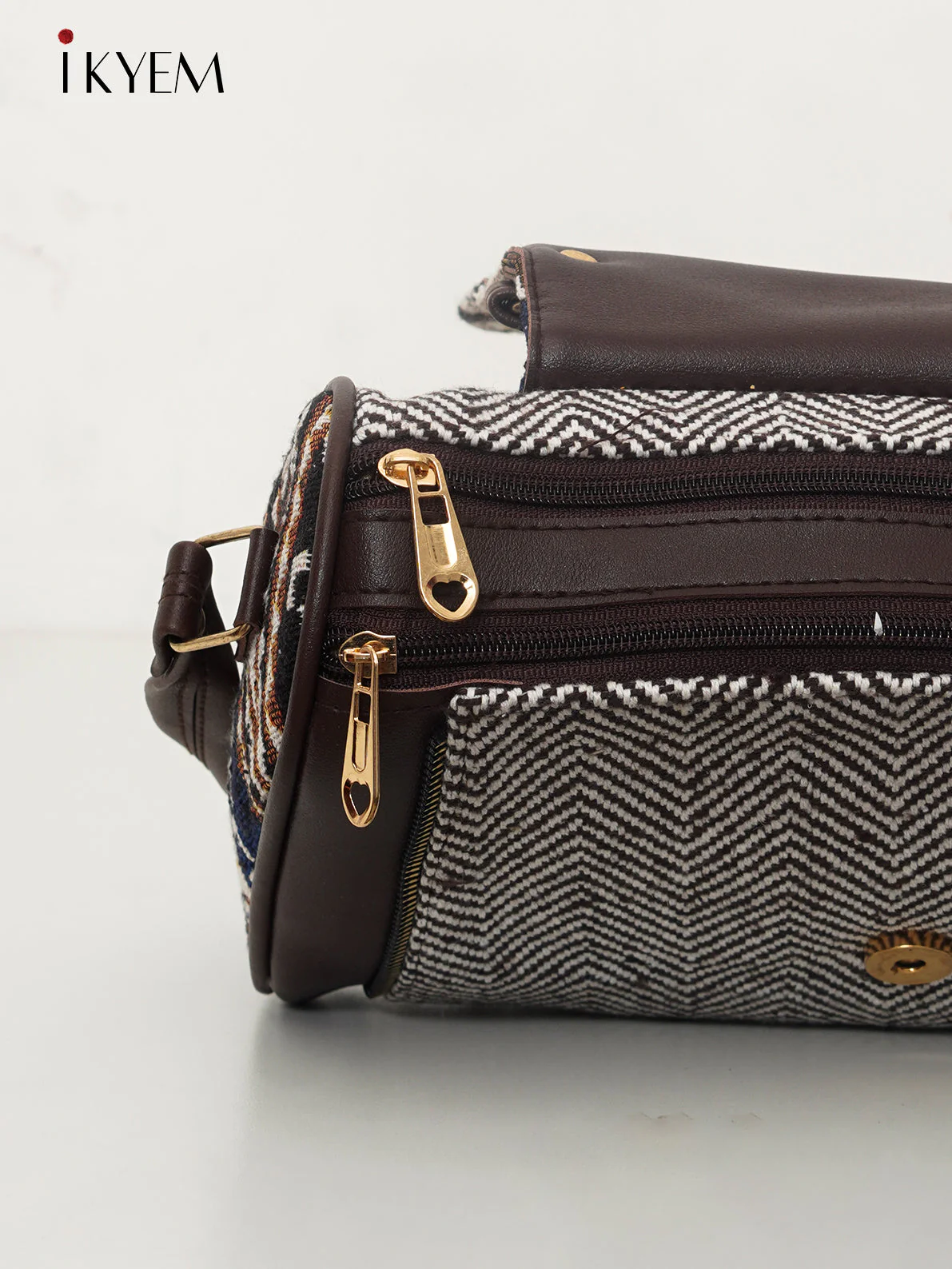Cream & Brown - Ajrakh Handbag - Image 3