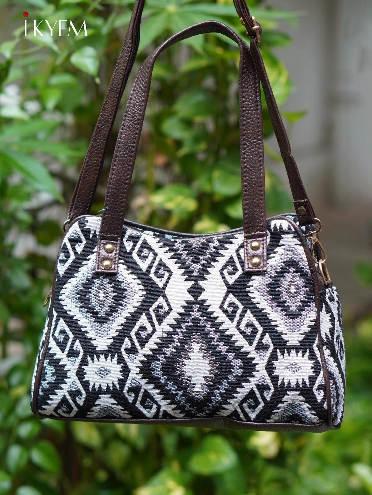 Black & Brown - Ajrakh hand bag