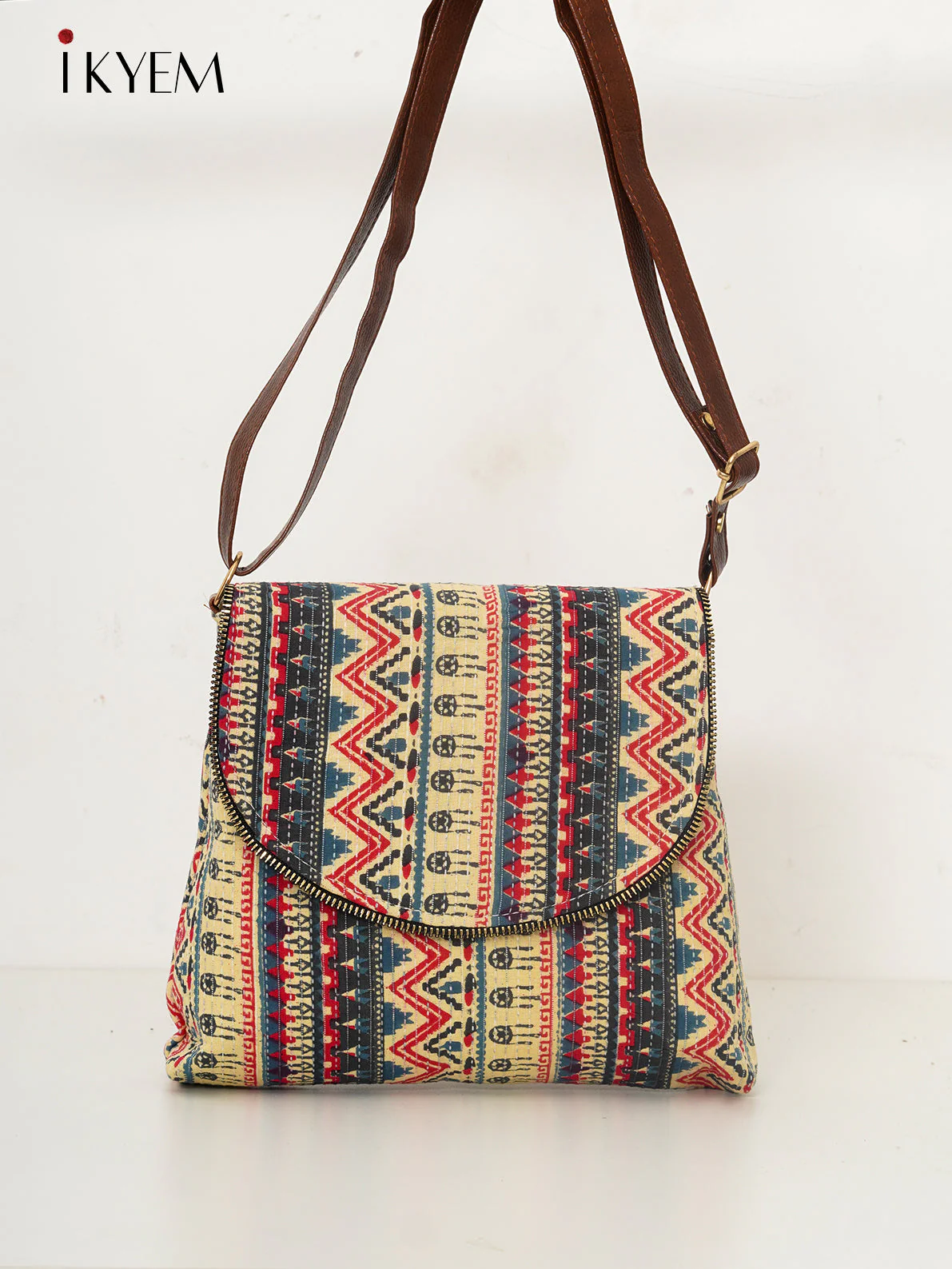 Cream & brown - Ajrakh Handbag