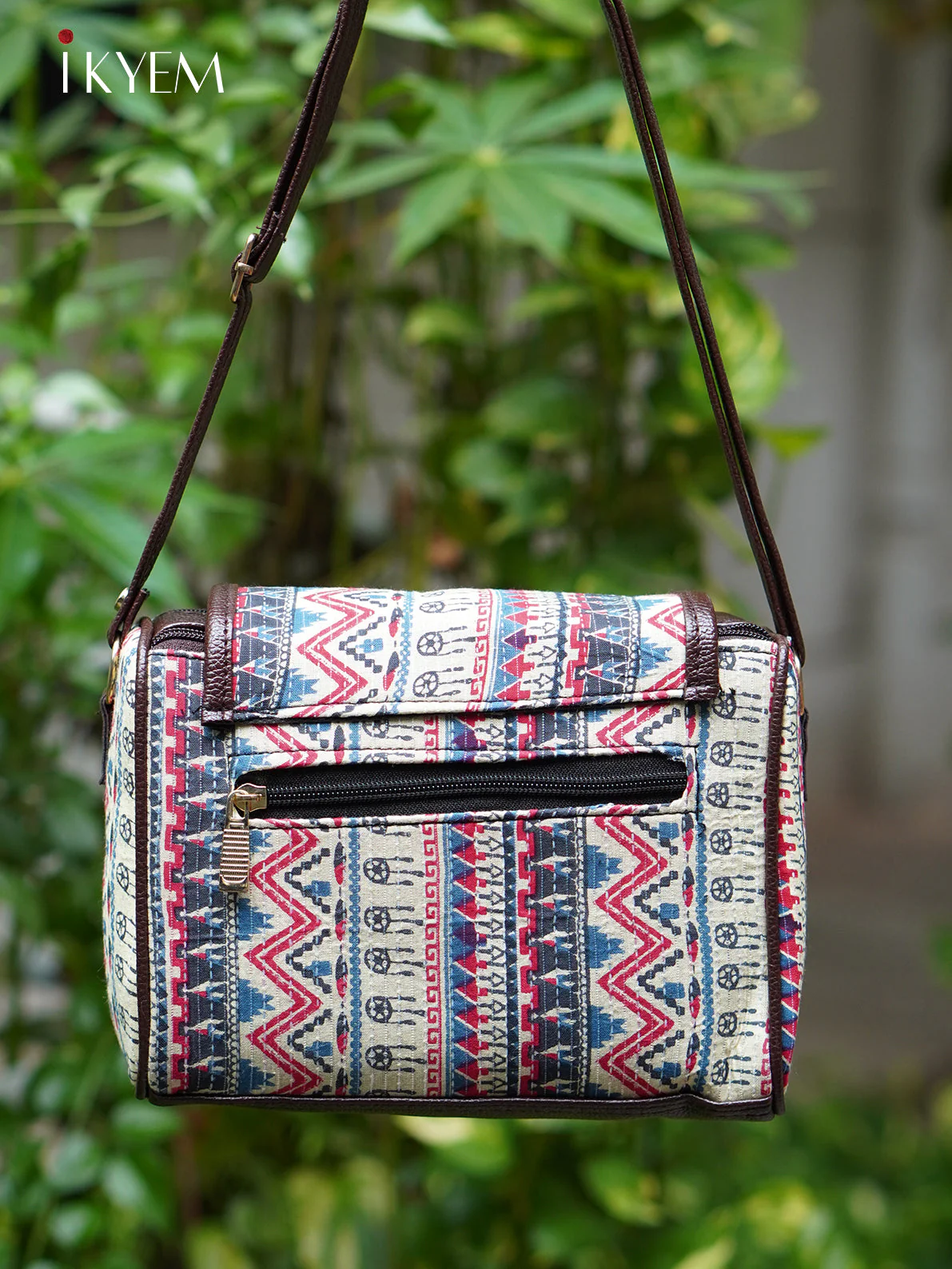 Cream & Brown - Ajrakh hand bag - Image 2