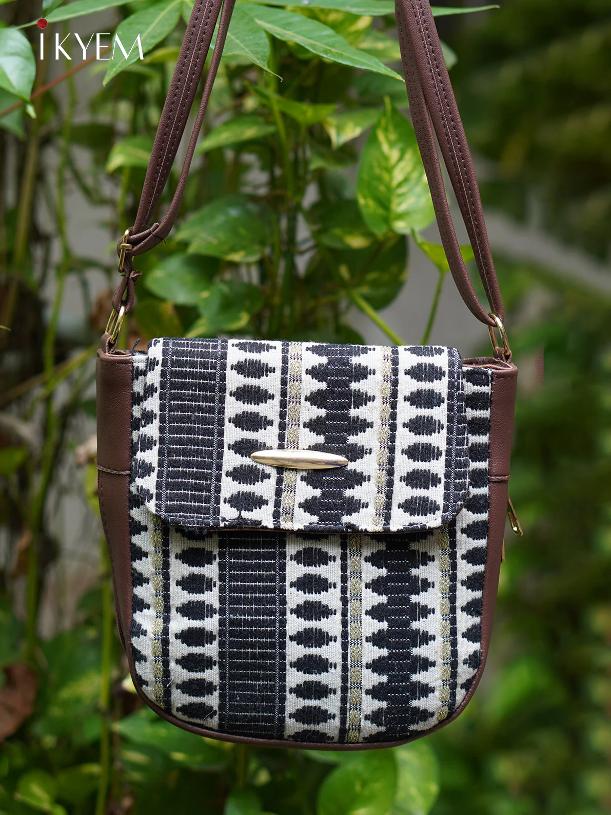 Blue & Brown - Ajrakh handbag -4EJ17178