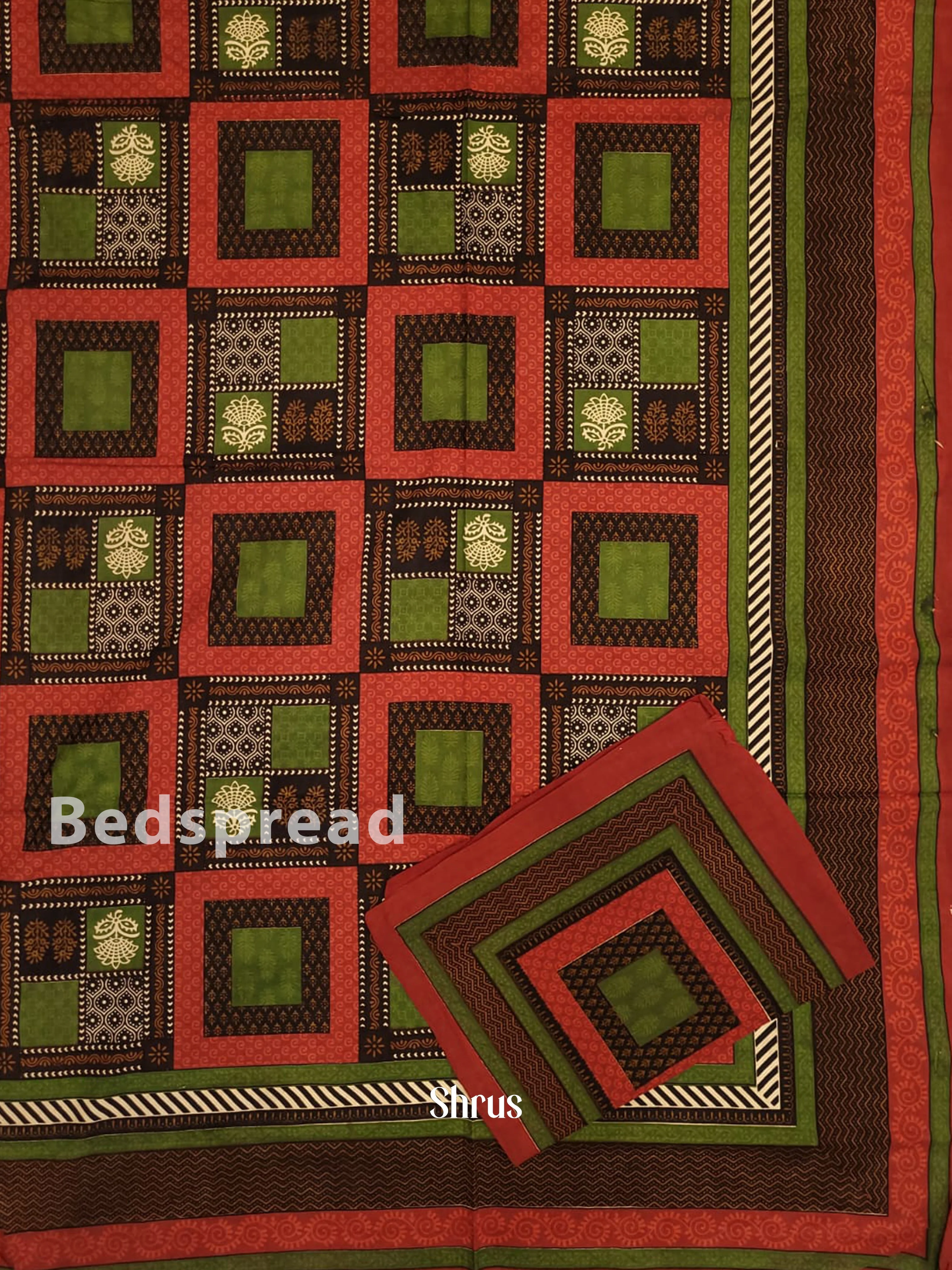 Green & Red - Bed Spreads - Image 2