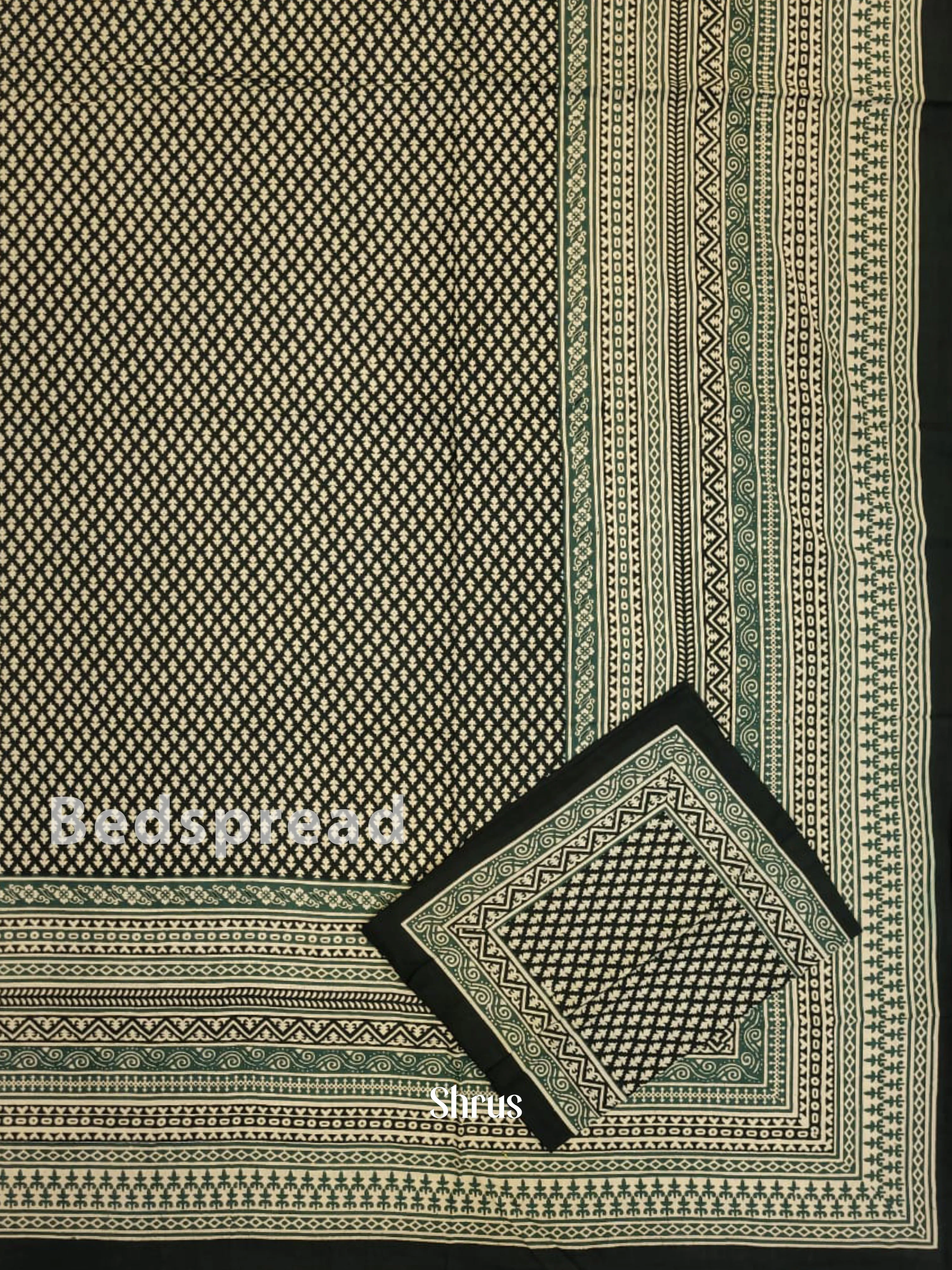 Green & Cream - Bed Spreads - Image 2