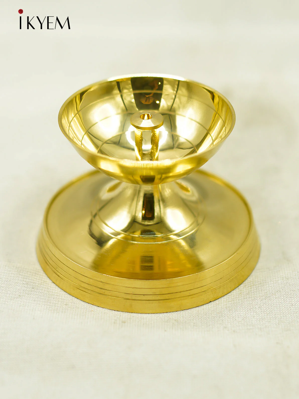 Brass Crystal Vilakku - Image 3