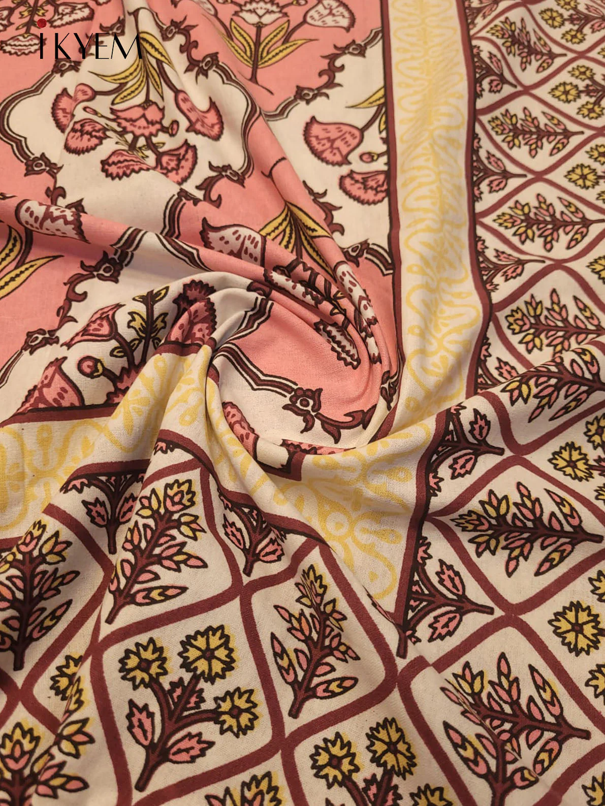 Peach & Cream - Bed Spread
