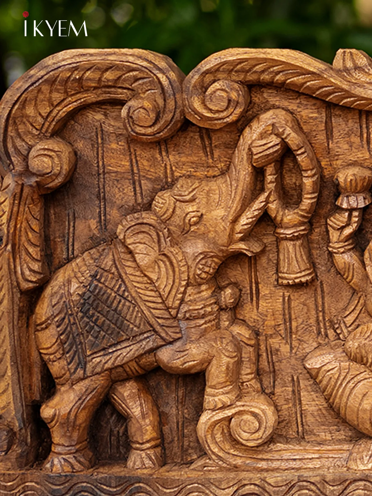 Hand Carved Lakshmi with Elephant - 4GJ09023 - Image 3