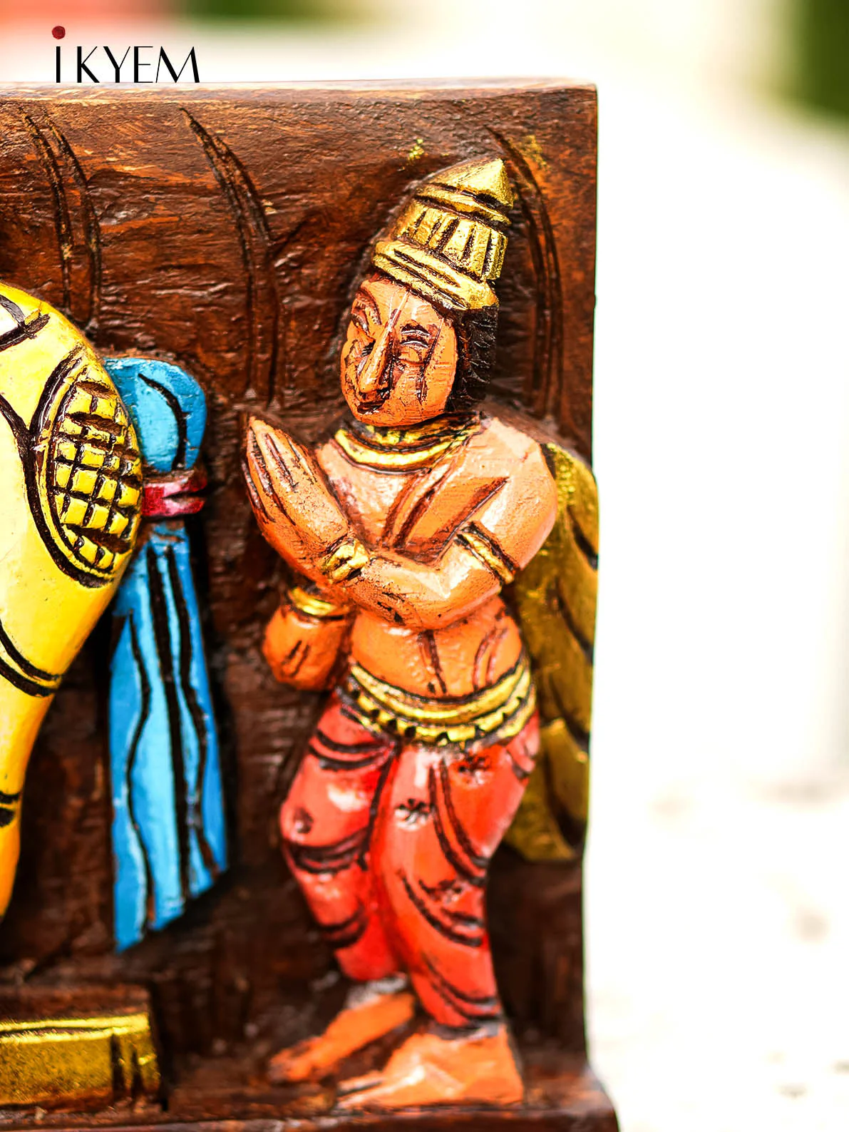 Wooden Hand Painted Carved Venkatachalapathy Perumal Panel - 4GJ09026 - Image 6