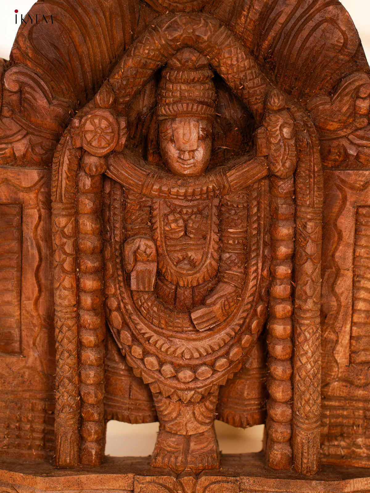 Wooden Hand Carved Tirupathi Balaji - 4GJ09041 - Image 2