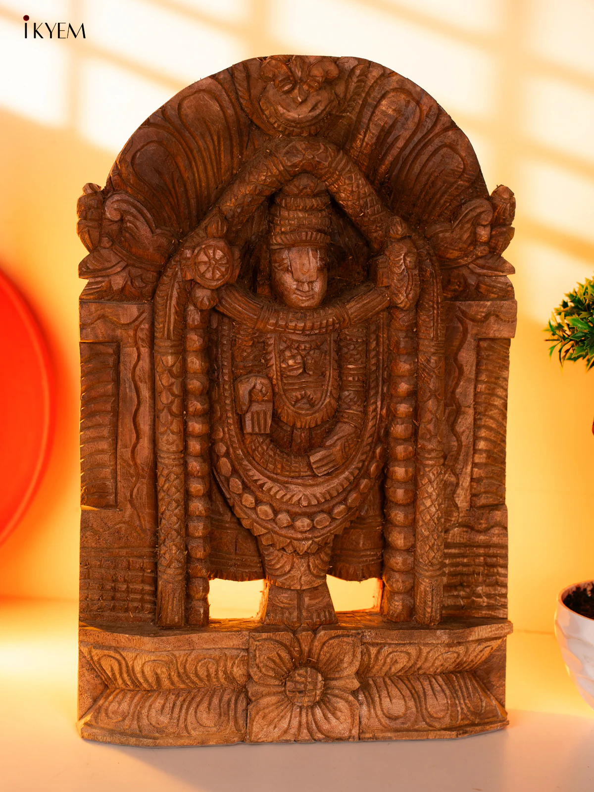 Wooden Hand Carved Tirupathi Balaji - 4GJ09041 - Image 3
