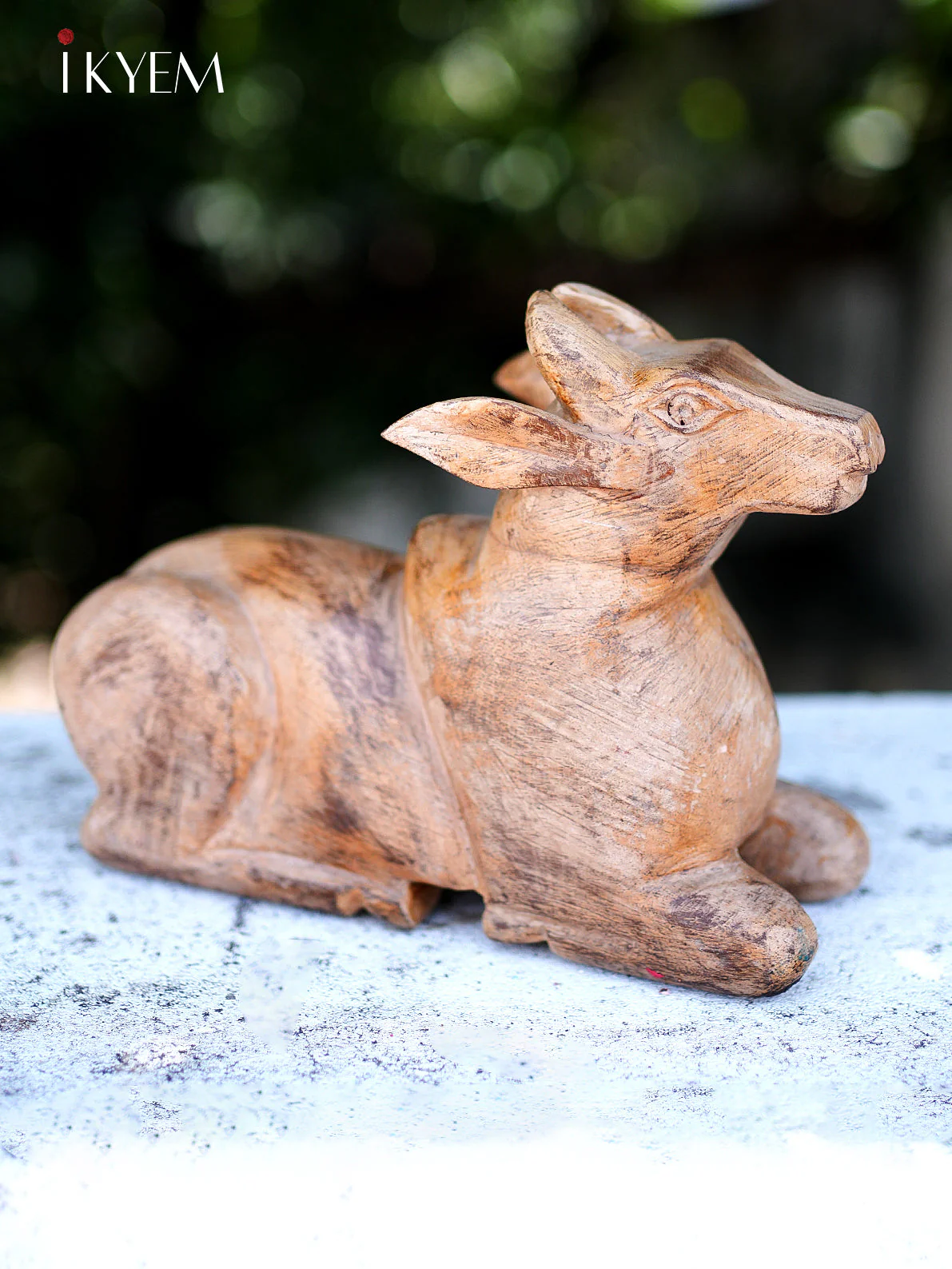 Sandal Wooden Nandi