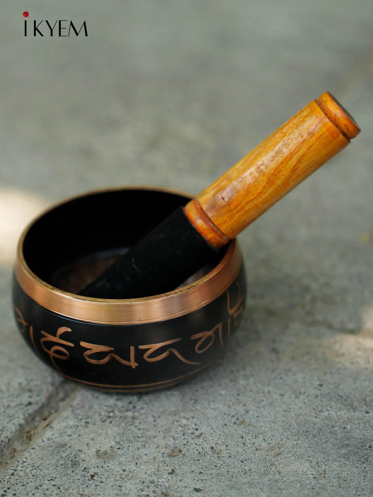 Singing Bowl -  Black ( Big )