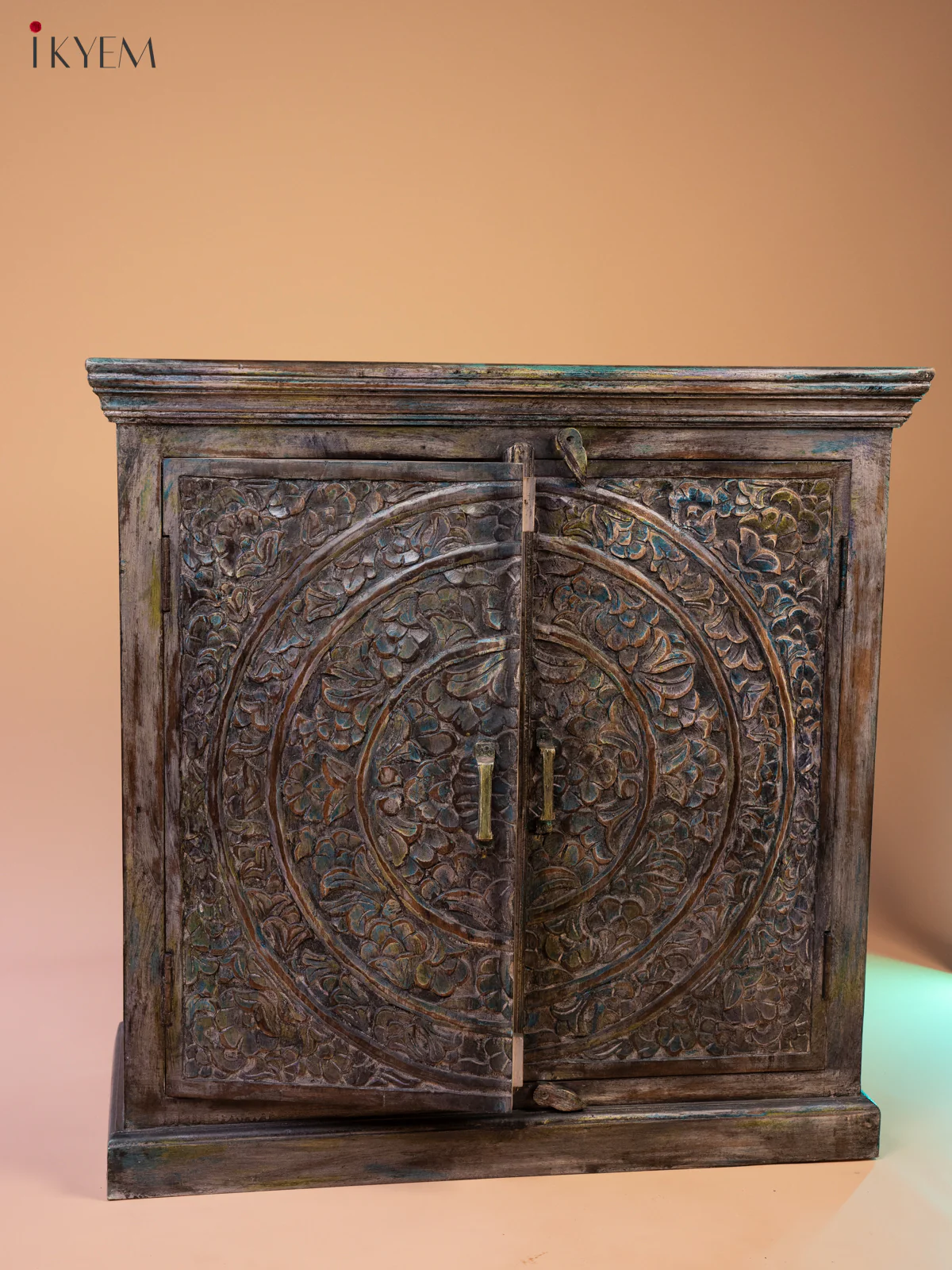 4IJ24030 - WD SIDEBOARD - Image 5