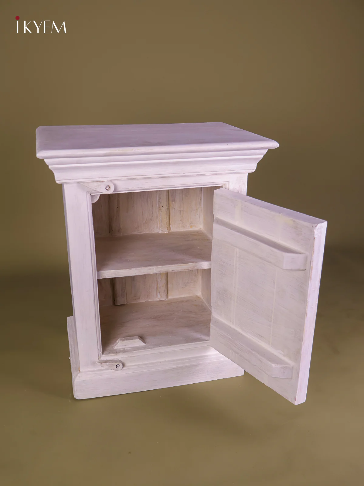 Wooden Bedside Carved Table - (22×17.7) Inches - 4IJ26002 - Image 3