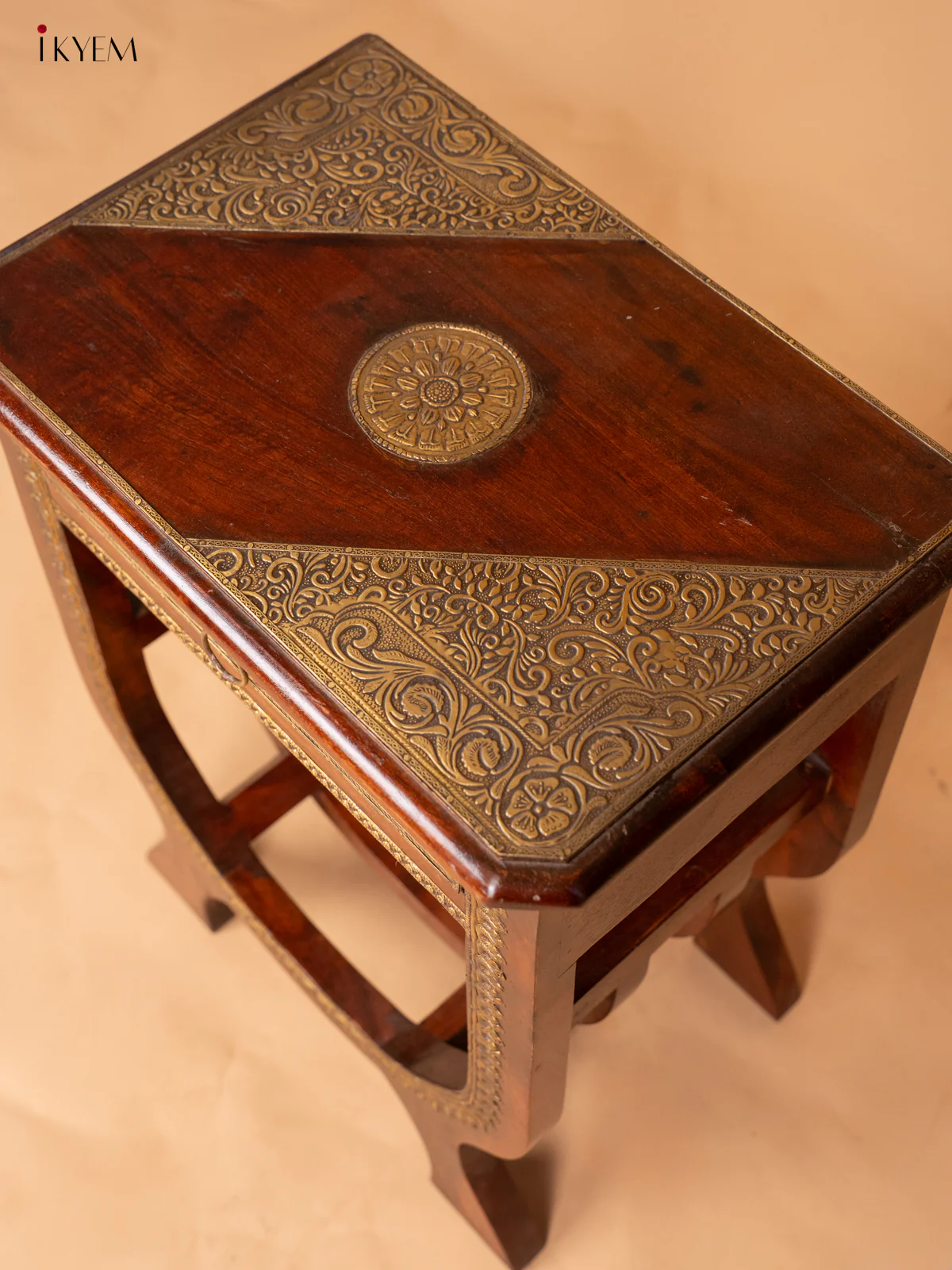 Wooden Table Brass Fitted - (24×17.7) Inch - 4IJ26120 - Image 4