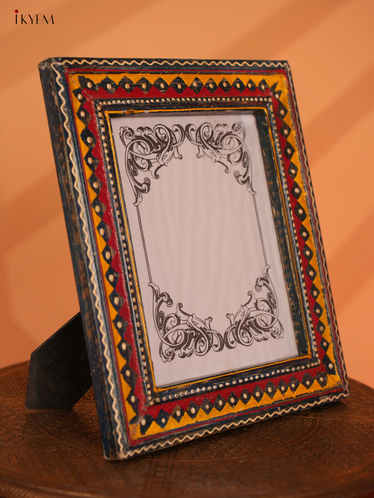 wooden hand painted photo frame - 4IJ30024 - Image 3