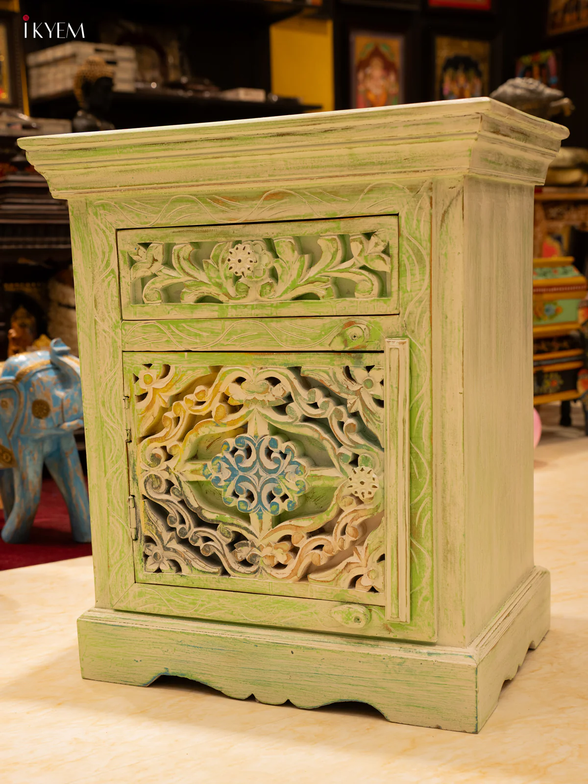 Wooden Carved Bedside Table - 4JJ04026 - Image 4