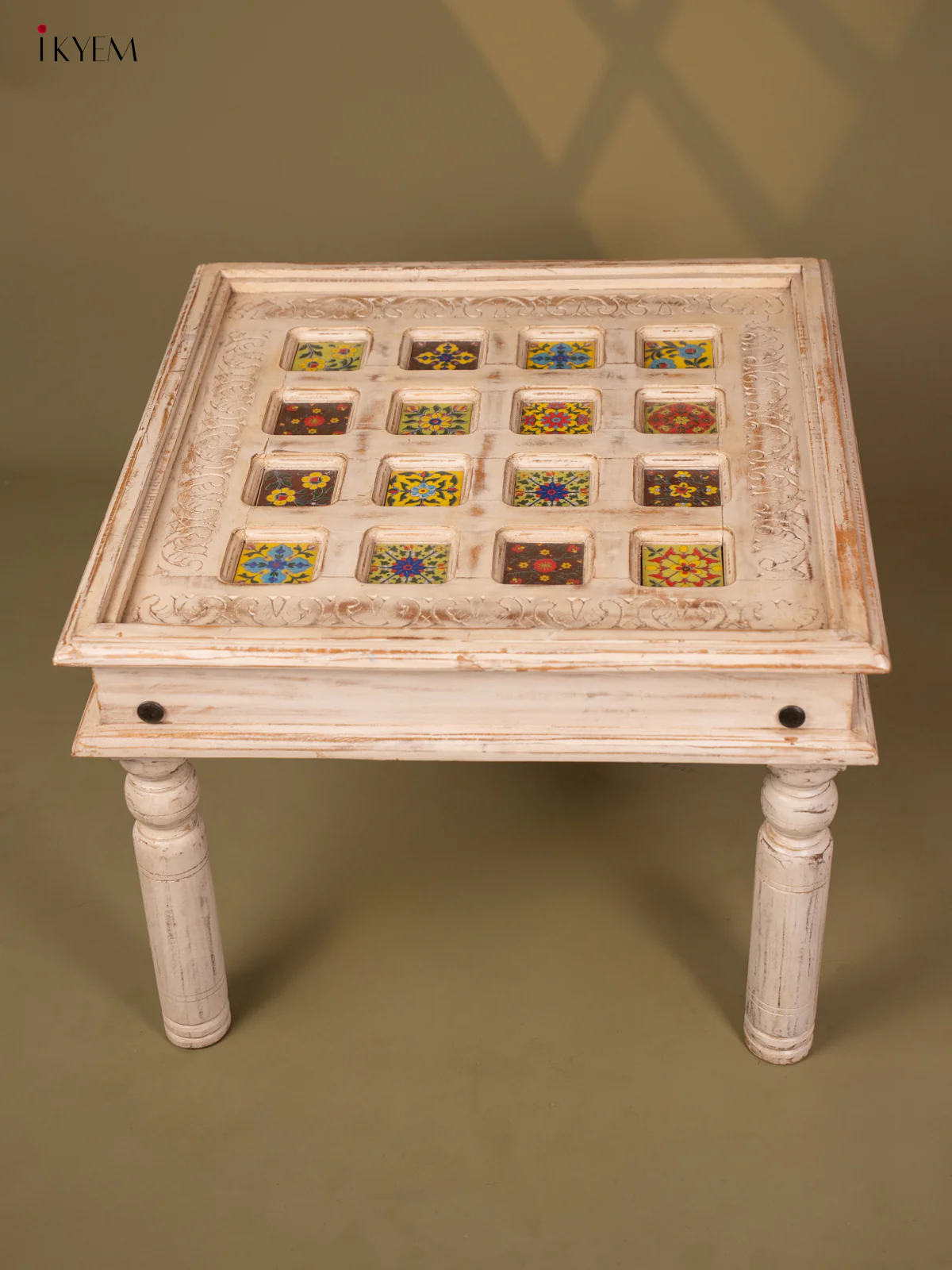 Hand-Painted Wooden Table Tile Fitted - White - (18×23) Inches - 4JJ04028