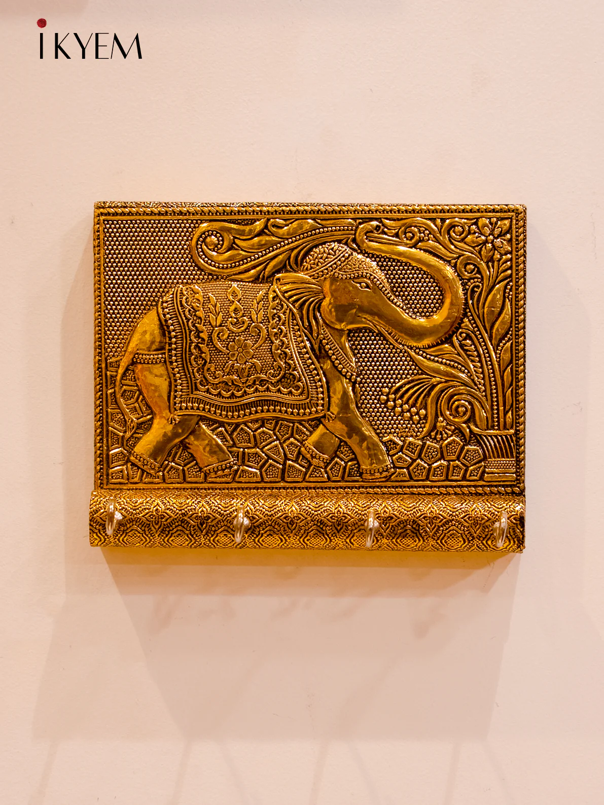 Key Holder With Elephant Motif