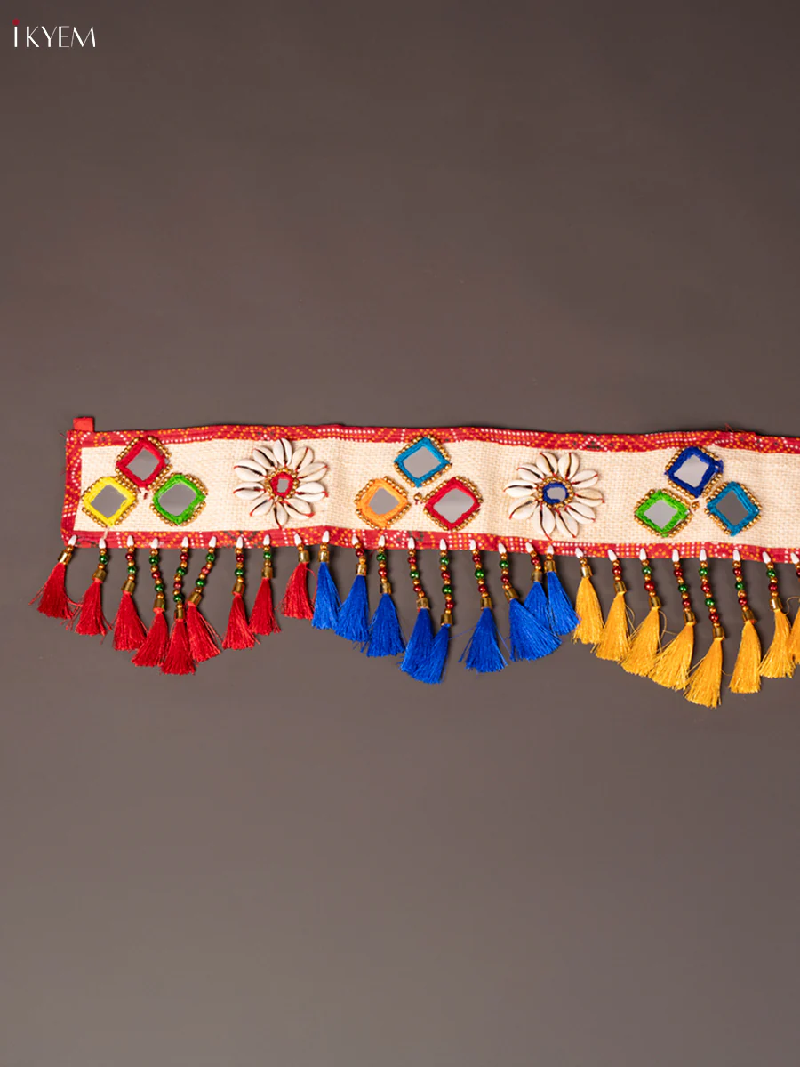 Ghanikama Jute Art Kodi Thoran - AA02162 - Image 2