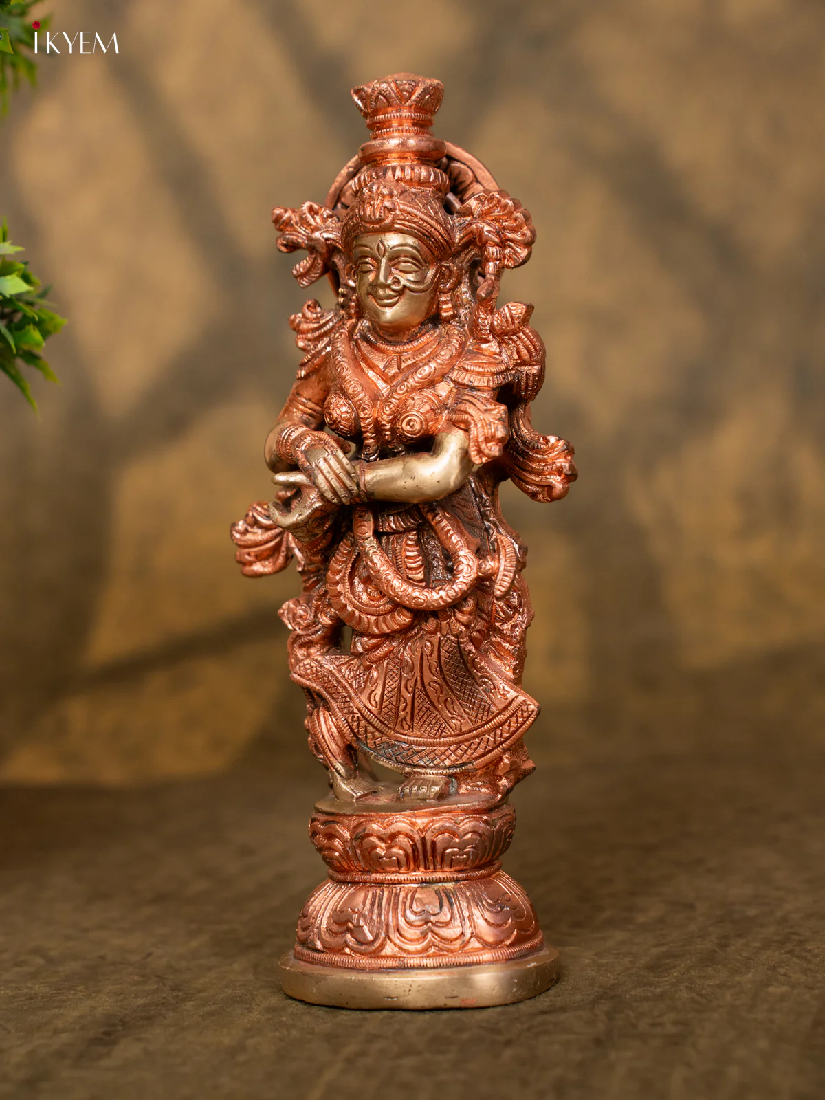 Mata Radha in Dual Tone (Brass & Copper) - Carved by master Artisans - Image 4