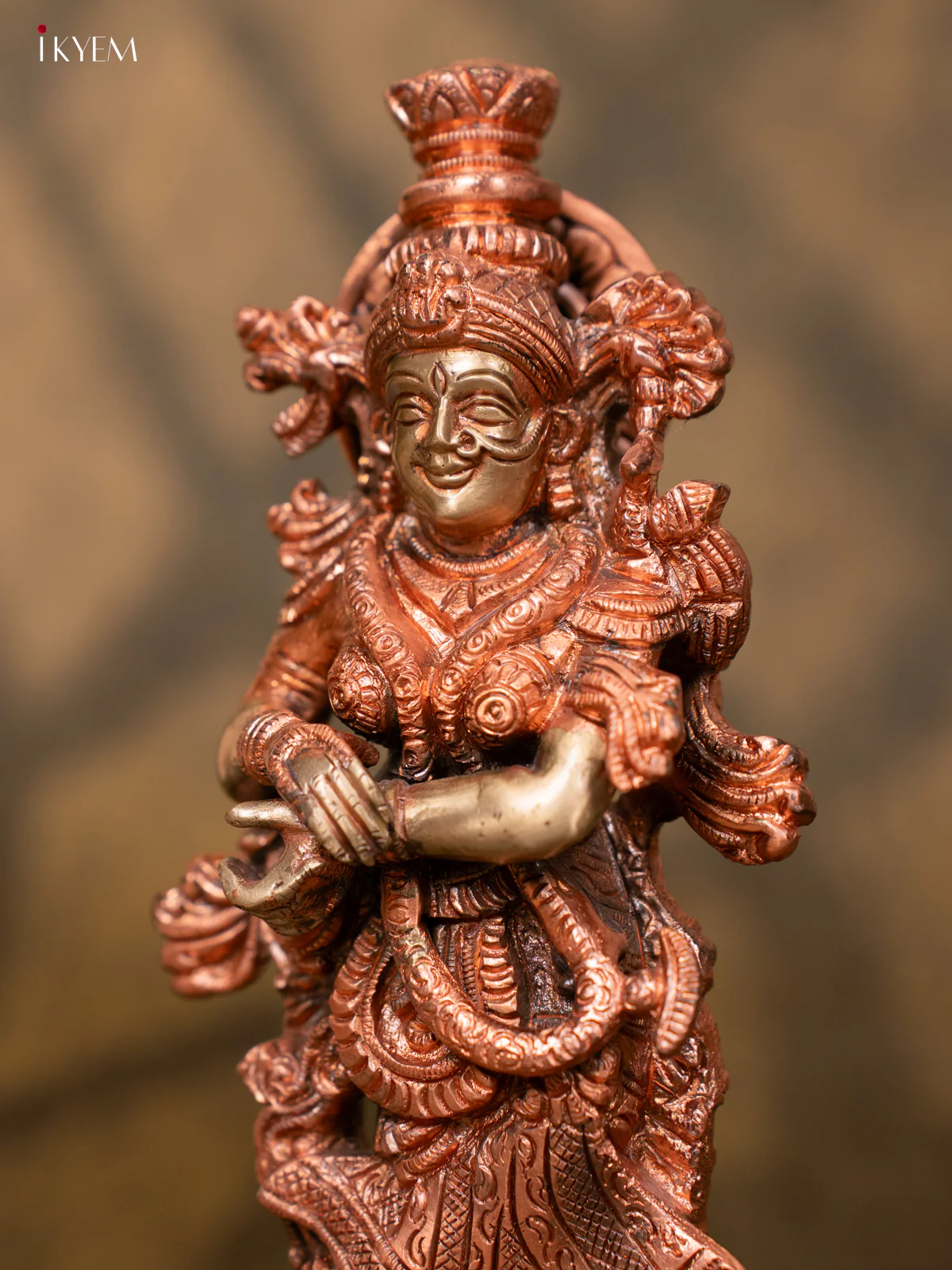 Mata Radha in Dual Tone (Brass & Copper) - Carved by master Artisans - Image 5