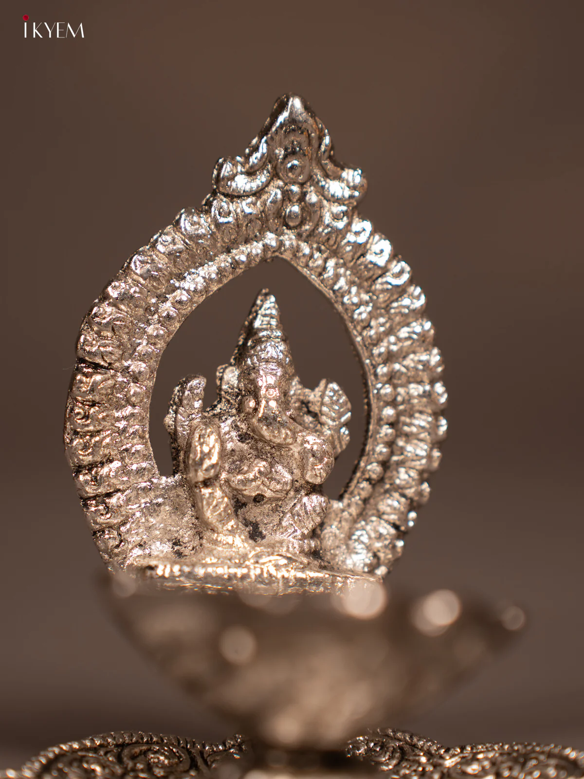 Unique German Silver Ganesha Oil Lamp - KE29133 - Image 3