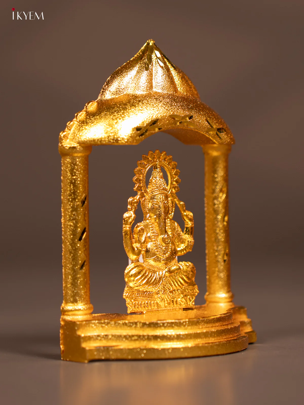 Elegant Gold Plated Lord Ganesha In Temple Frame - KE29128 - Image 2