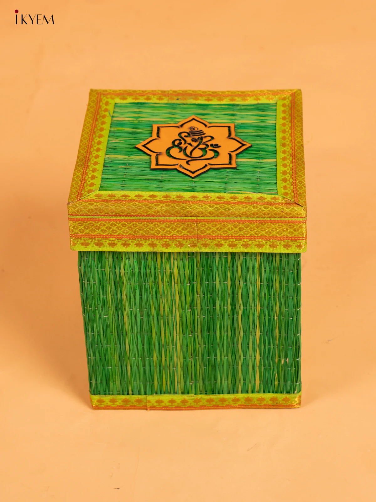 Green Korai Gift Box with Net Potli - KB17142 - Image 4
