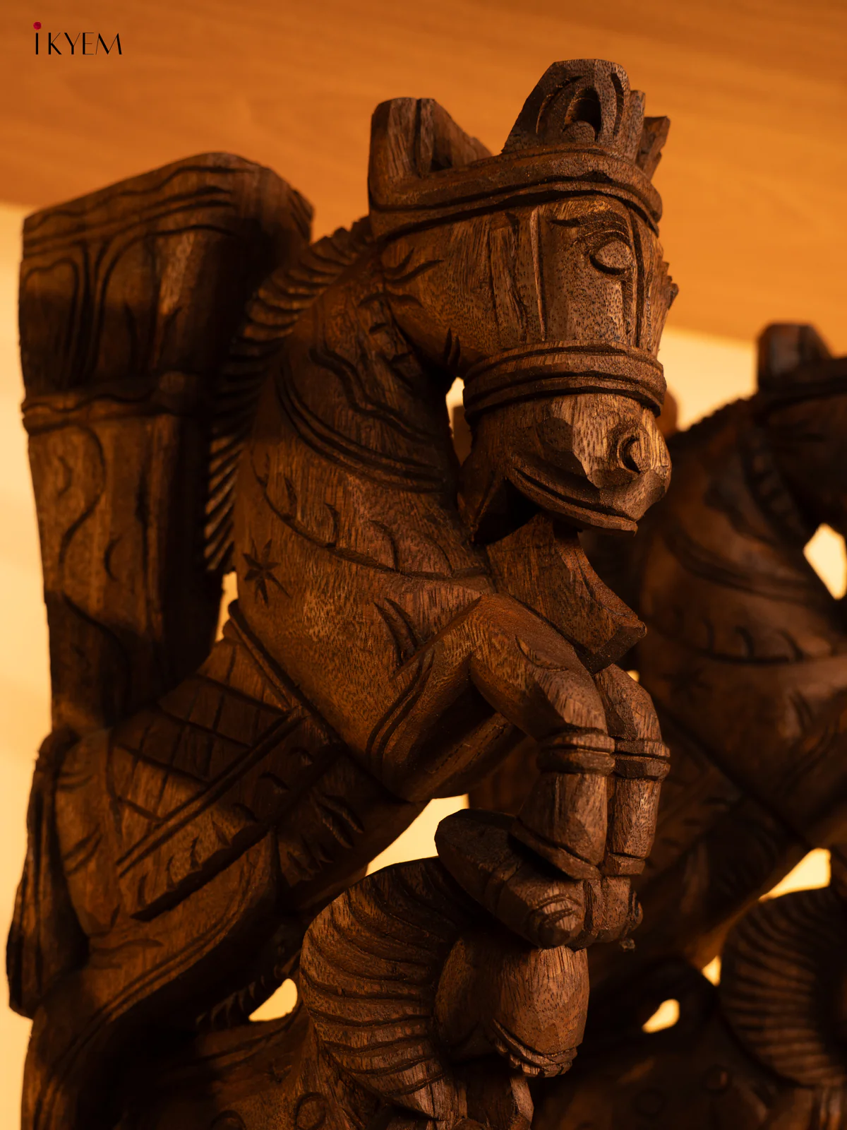 Antique Hand-Carved Horse Wooden Wall Bracket - KL05120 - Image 6
