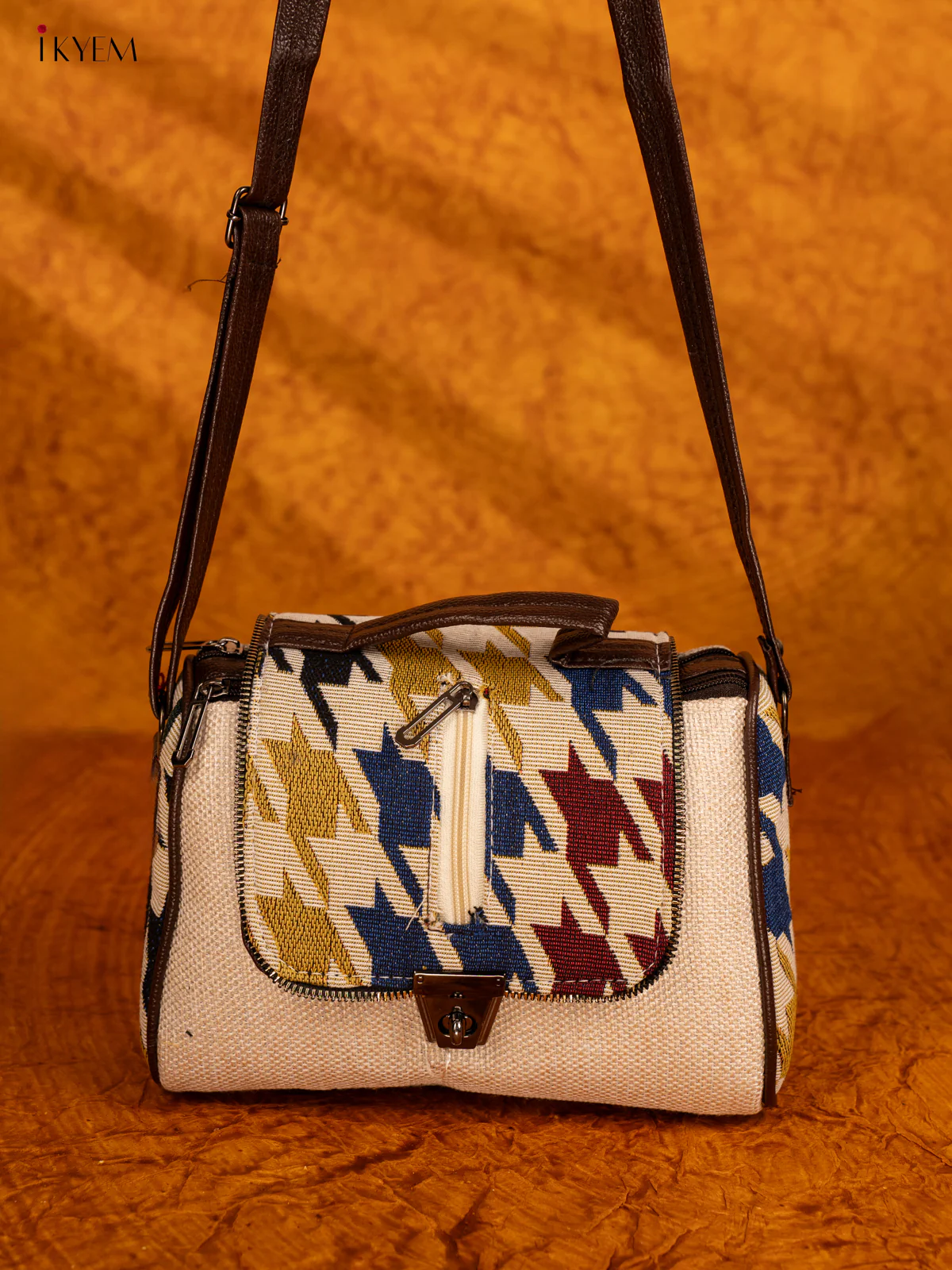 Sling Bag with Printed Gusset & Flap - Cream - KA18142 - Image 5