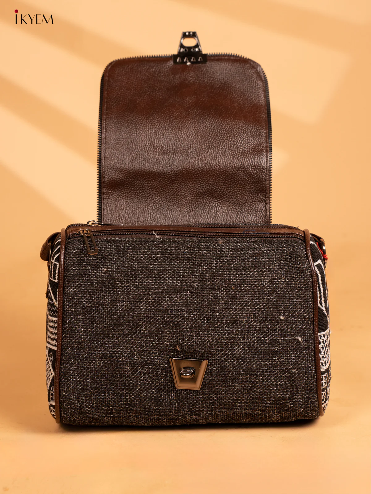 Sling Bag with Printed Gusset & Flap - Black - KA18113 - Image 4