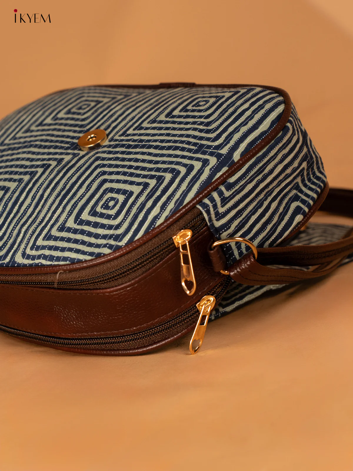 Cotton Printed Sling Bag - Blue - KA18138 - Image 4