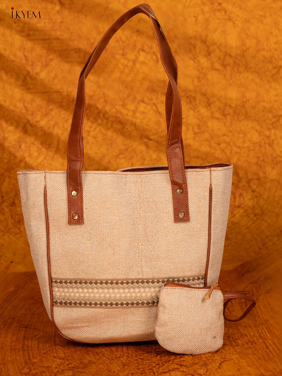 Jacquard Handbag with Coin Pouch - Cream - KA18150