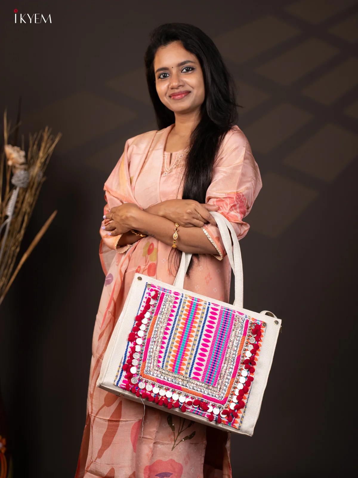 Embellished Jute Handbag - Multicolour - KA18154