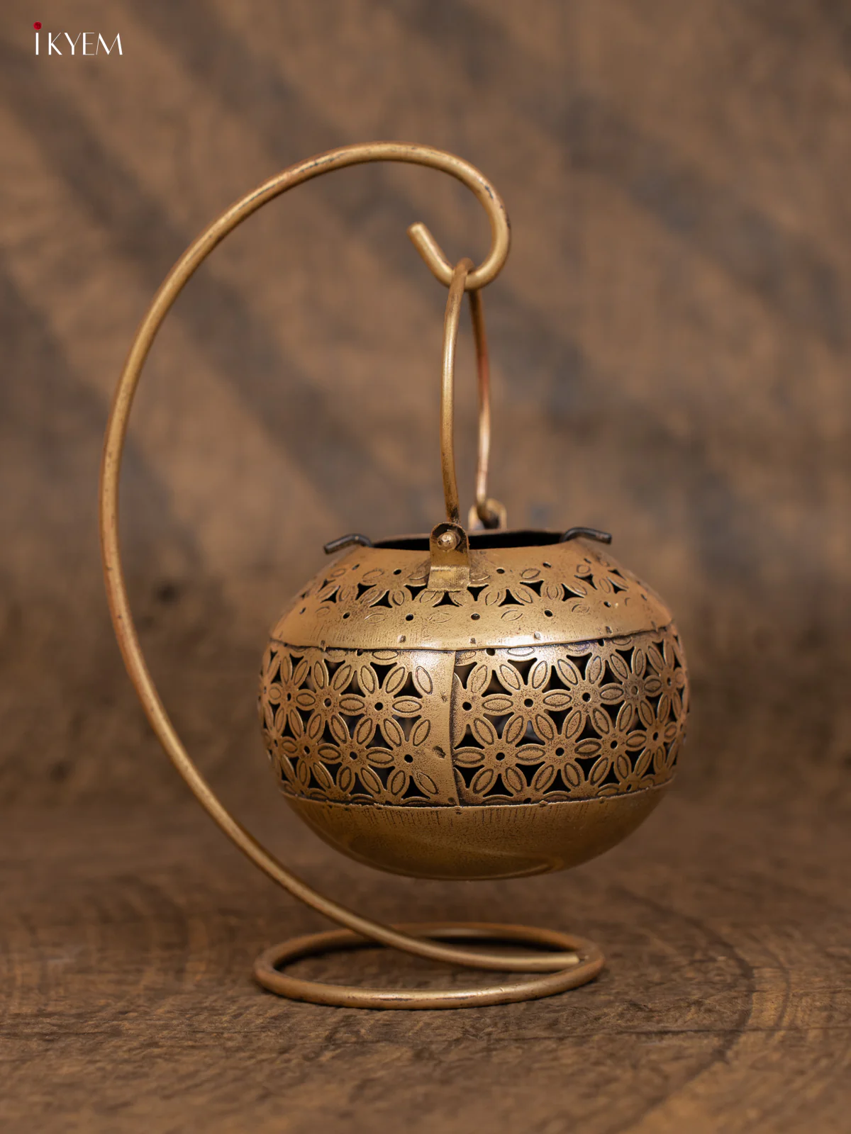 Iron T-light in Jhaali Pattern with Stand - Small - 10 Inch- KB01112 - Image 2