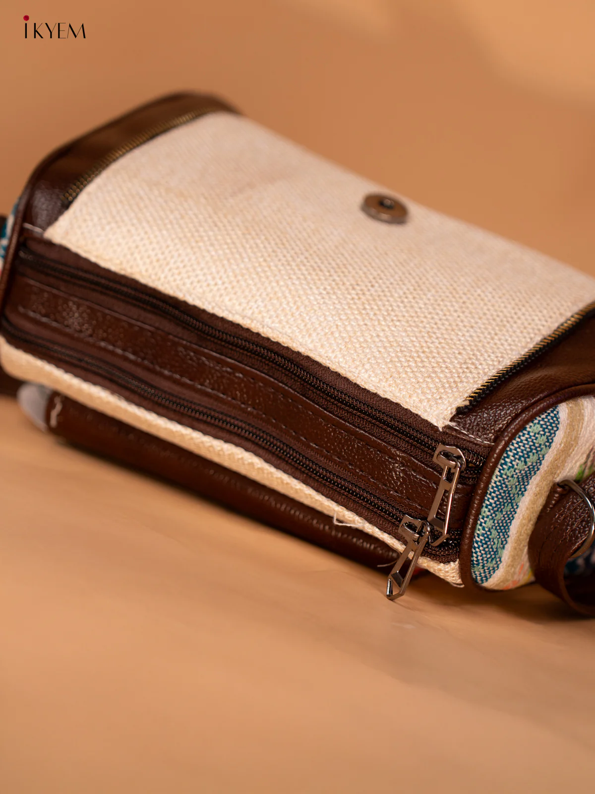Jacquard Sling Bag with Printed Flap - Cream - KB22120 - Image 5