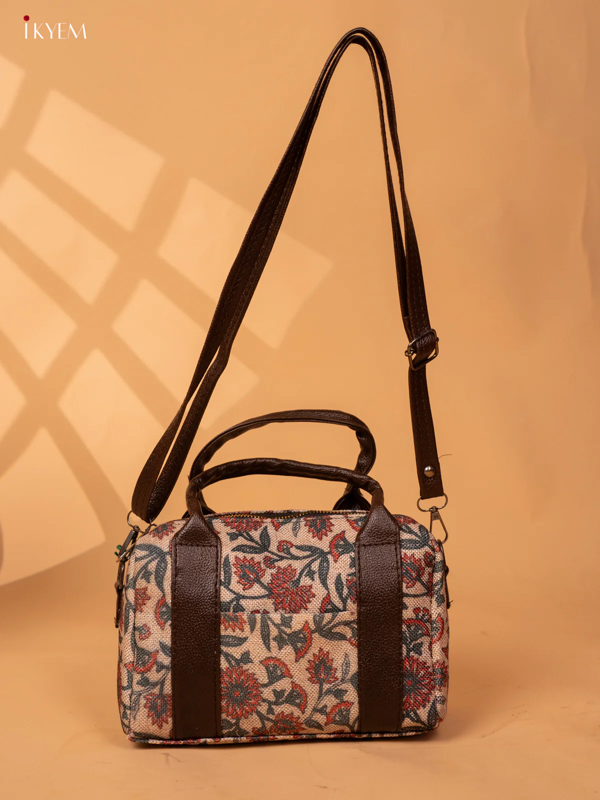 semi jute sling Bag with semi - Floral Cream - KB22155 - Image 6