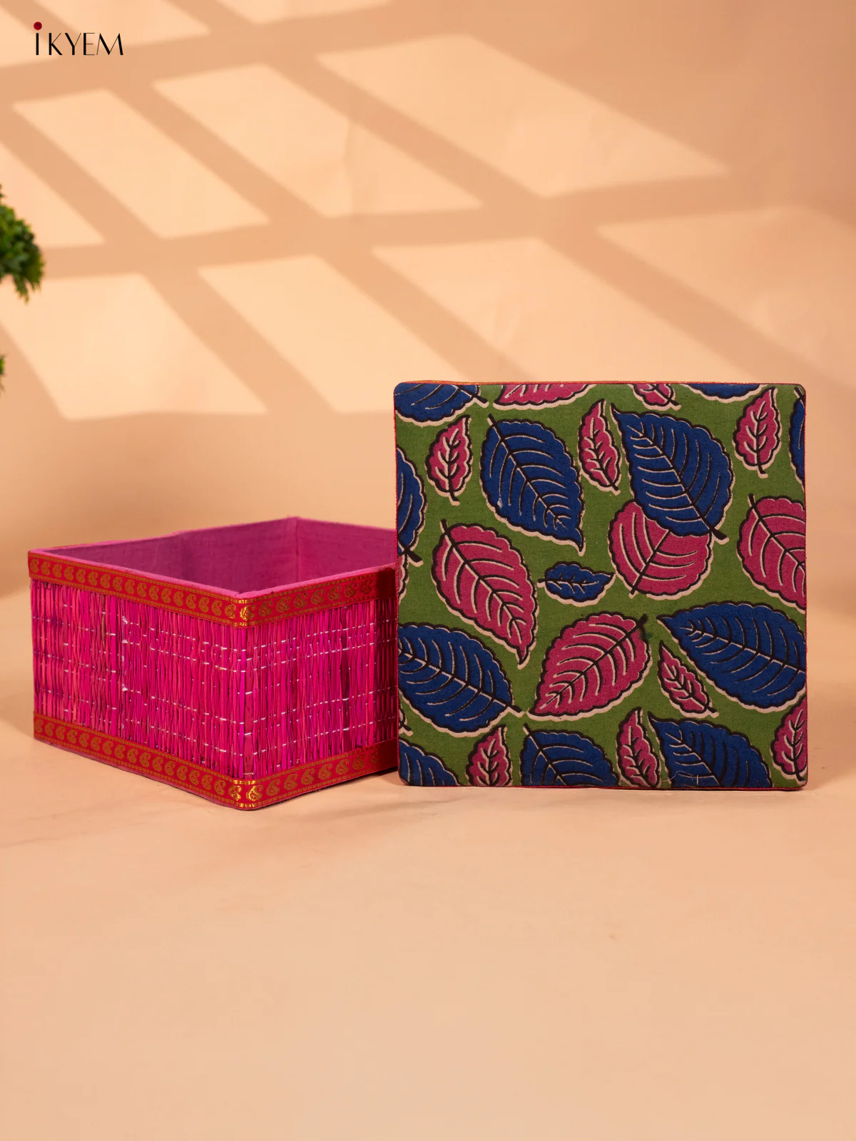 Foldable Korai Box with Kalamkari Fabric Top- 4 Inch - Pink - KB26115 - Image 3