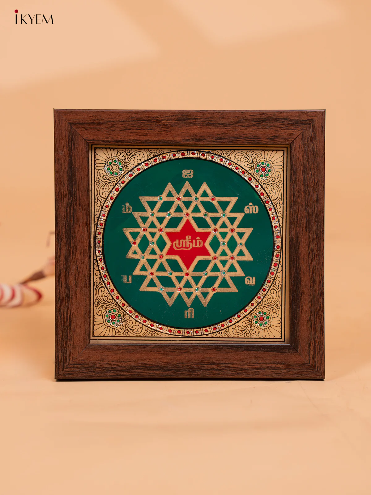 Reverse Glass Painted Manai - Aishwarya Kolam -(6x6) - Green & red - KC06127