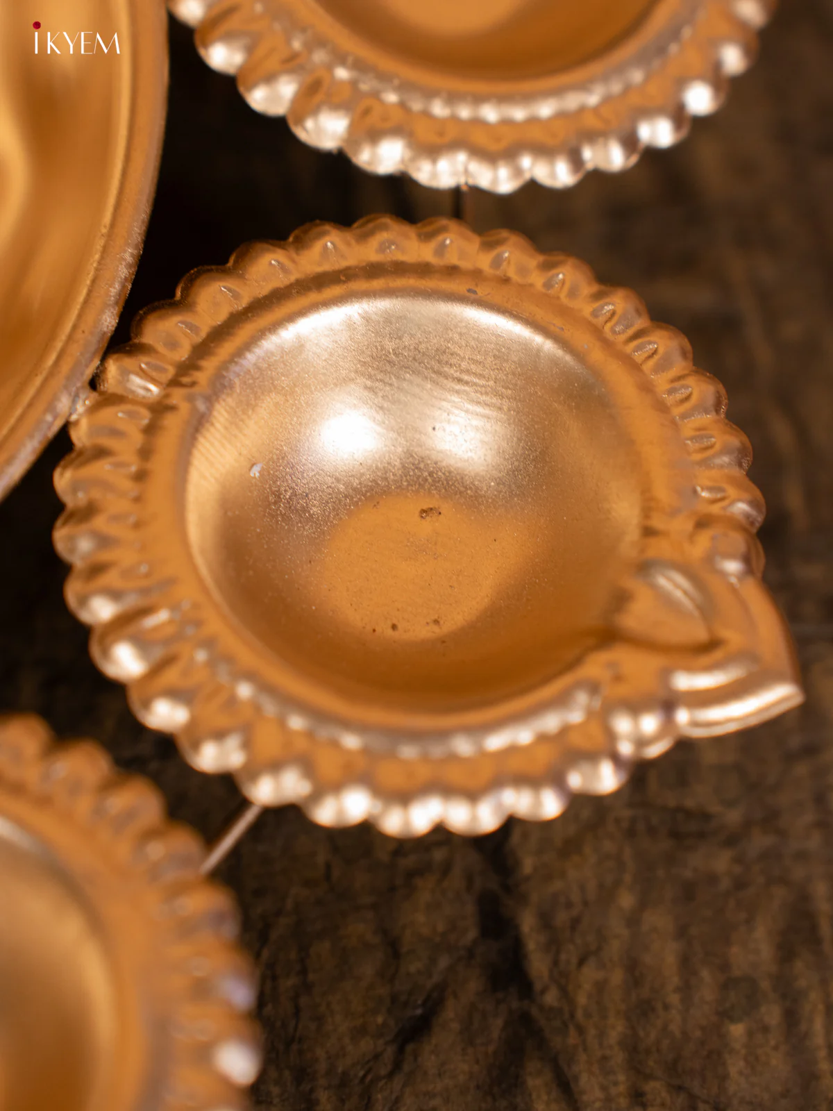 Metal Diya Urli (12×12) - KC12125 - Image 3