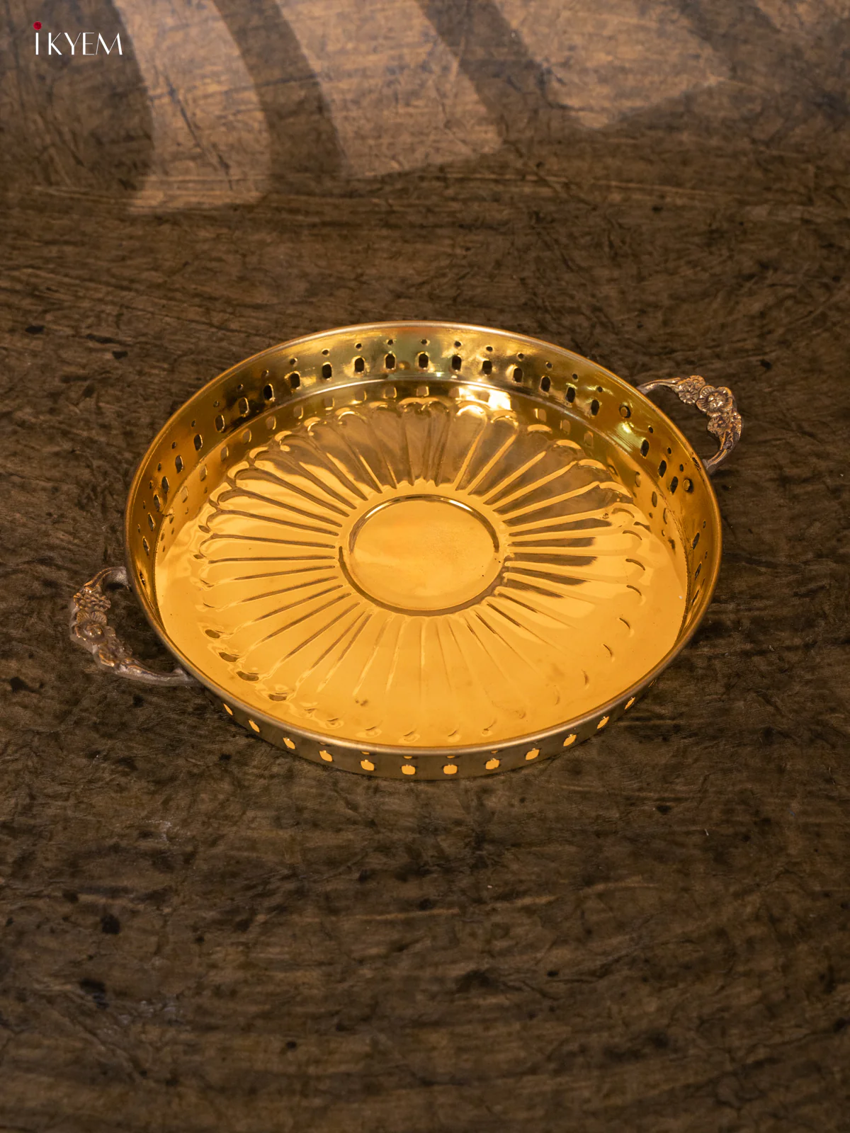 Brass round tray - KC20146