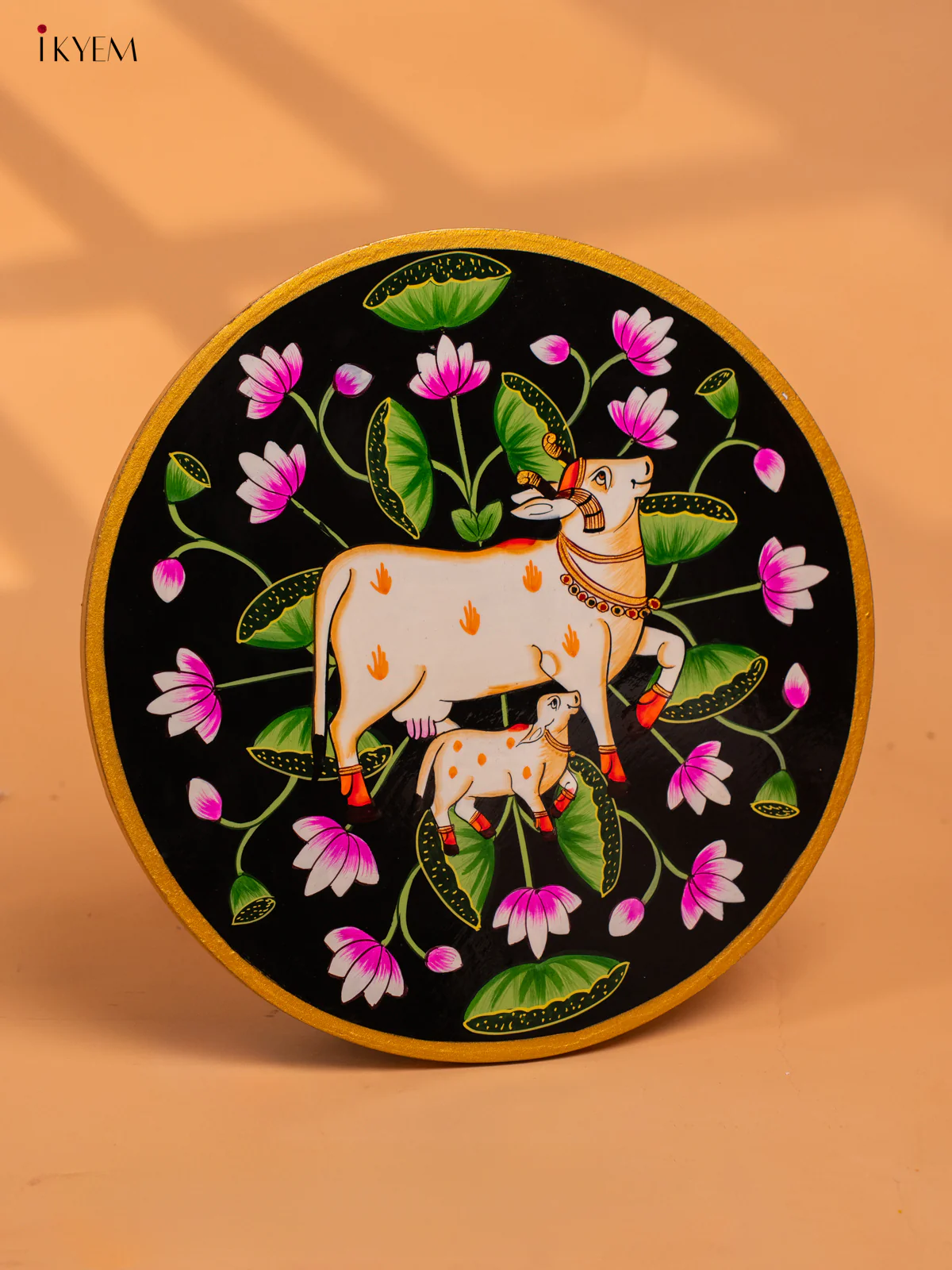 Wooden Hand painted Wall hanging plates - Cow & calf -KC29135 - Image 2