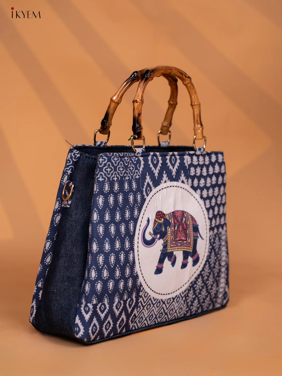 Jacquard Printed Elephant Handbag Single Hand Wooden Handle Handbag - white & Blue - KD05112 - Image 2