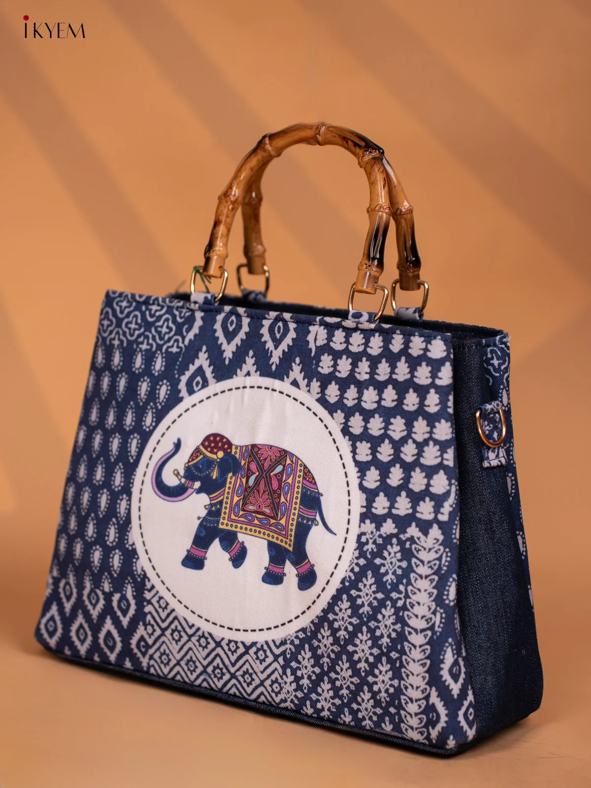 Jacquard Printed Elephant Handbag Single Hand Wooden Handle Handbag - white & Blue - KD05112 - Image 4