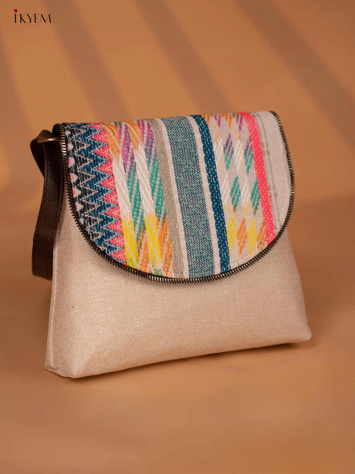 Jacquard Leather Sling Bag with Printed Flap -Off White - KD05143 - Image 3