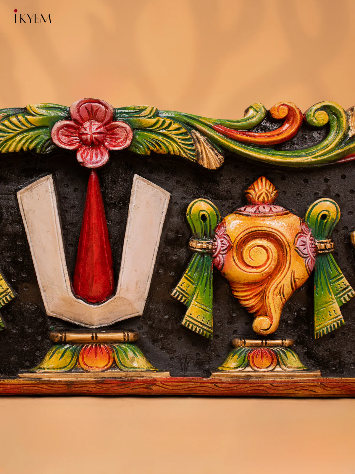 Wooden Hand Carved Painted Sangu Chakram Namam,  Panel - KD18124 - Image 3