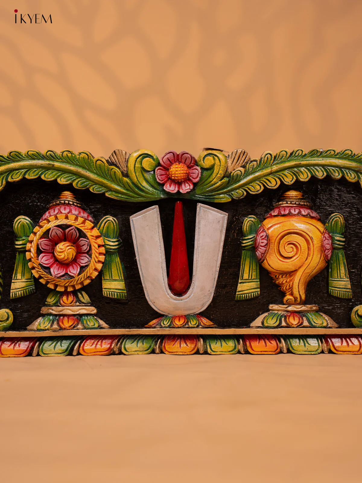 Wooden Hand Carved Painted Sangu Chakram Namam Panel - KD18125 - Image 2