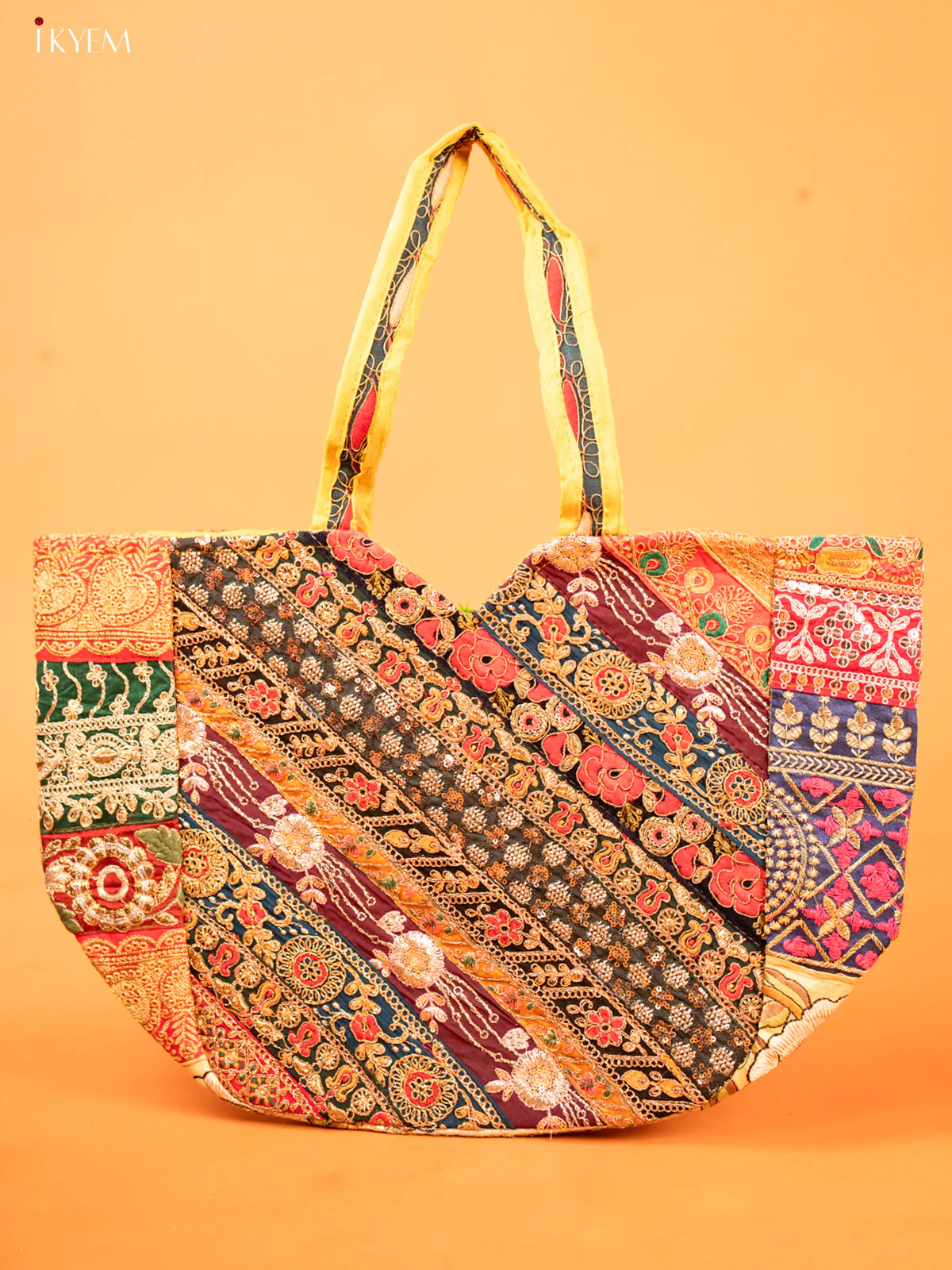Multicolor Messenger Bag - KD26132 - Image 3