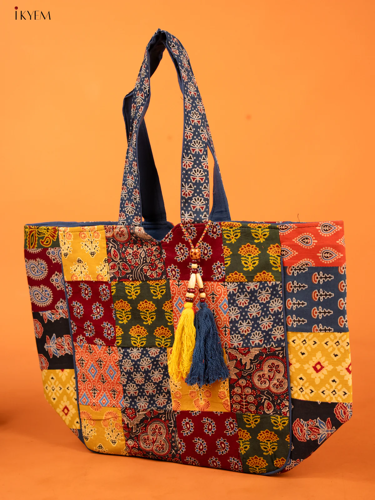 Ajrakh Stylish Patchwork Hand bag - Image 2